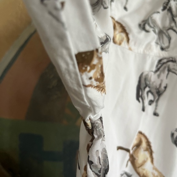 Jane + Delancey Horse-Print Button-down Blouse - Picture 6 of 10